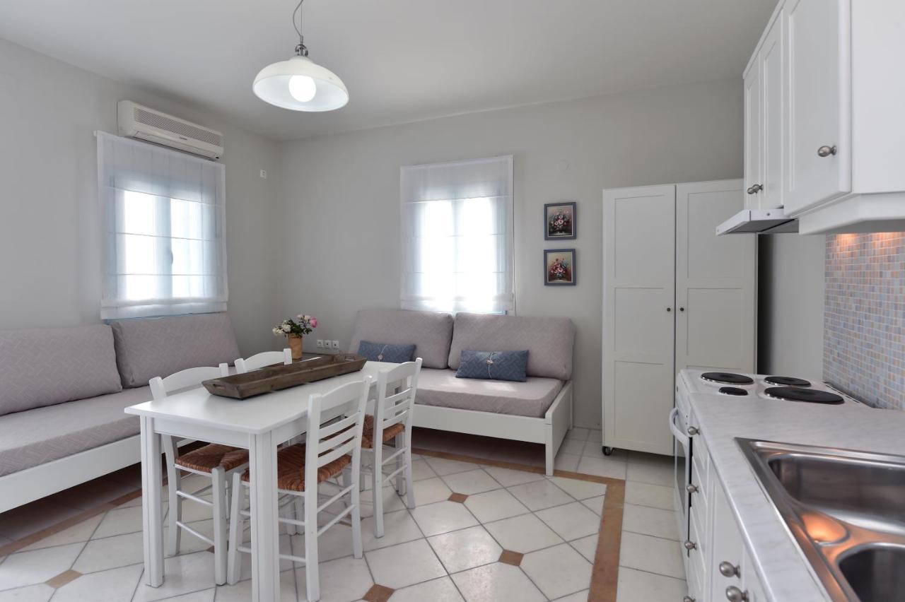 Tonia Apartments Paros Chrisi Akti  Exterior foto